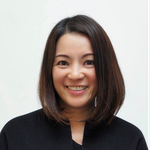 Ms. Maggie YUNG (Managing Director, Head of Treasures and Distribution at DBS HK)